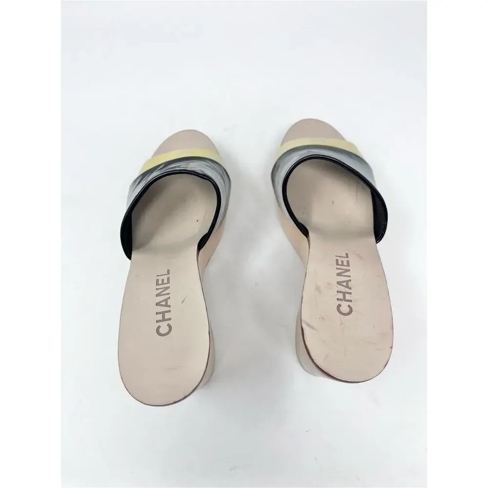 Chanel Two Tone Patent Leather CC Platform Slide Wooden Clog Sandals Size 37.5